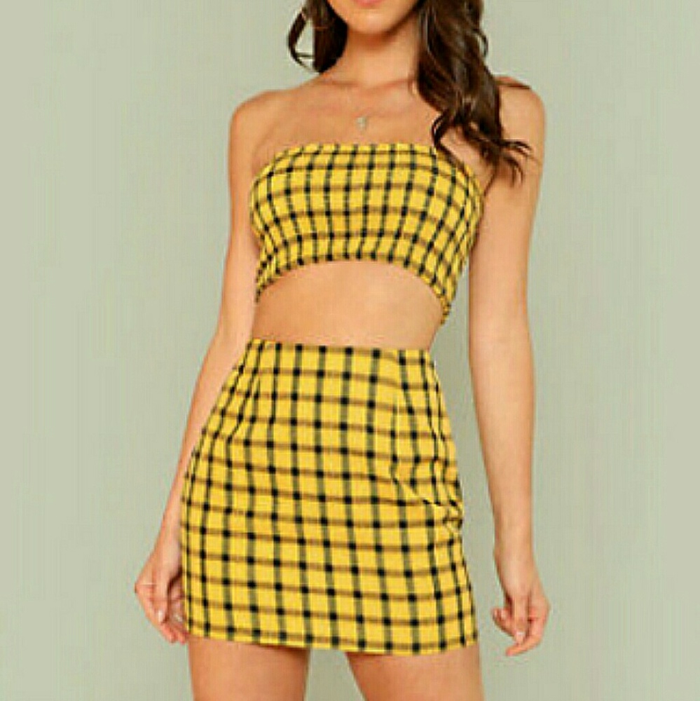 Yellow clueless outfit. New.